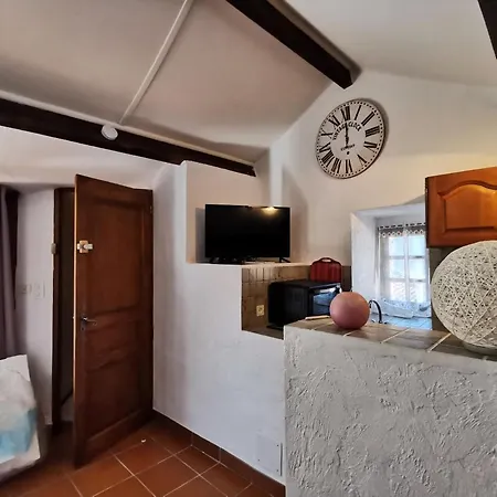 Le De Latour Haute Apartmán *