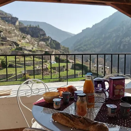 Le De Latour Haute Apartmán *